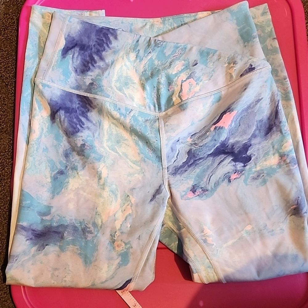 New Victoria Secret Workout Tie-Dye Leggings S/M see measurements!